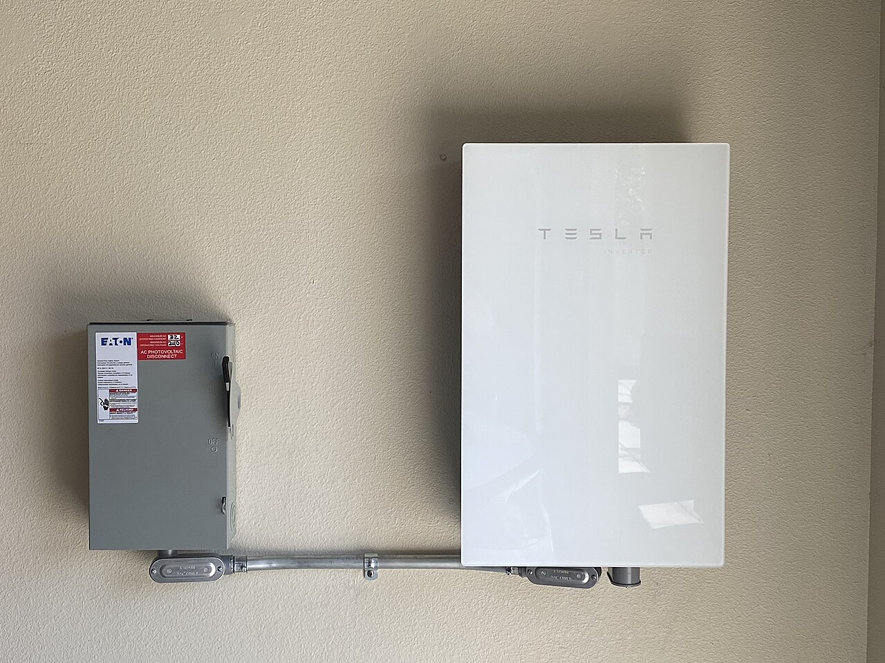 Tesla Solar Inverter and AC disconnect